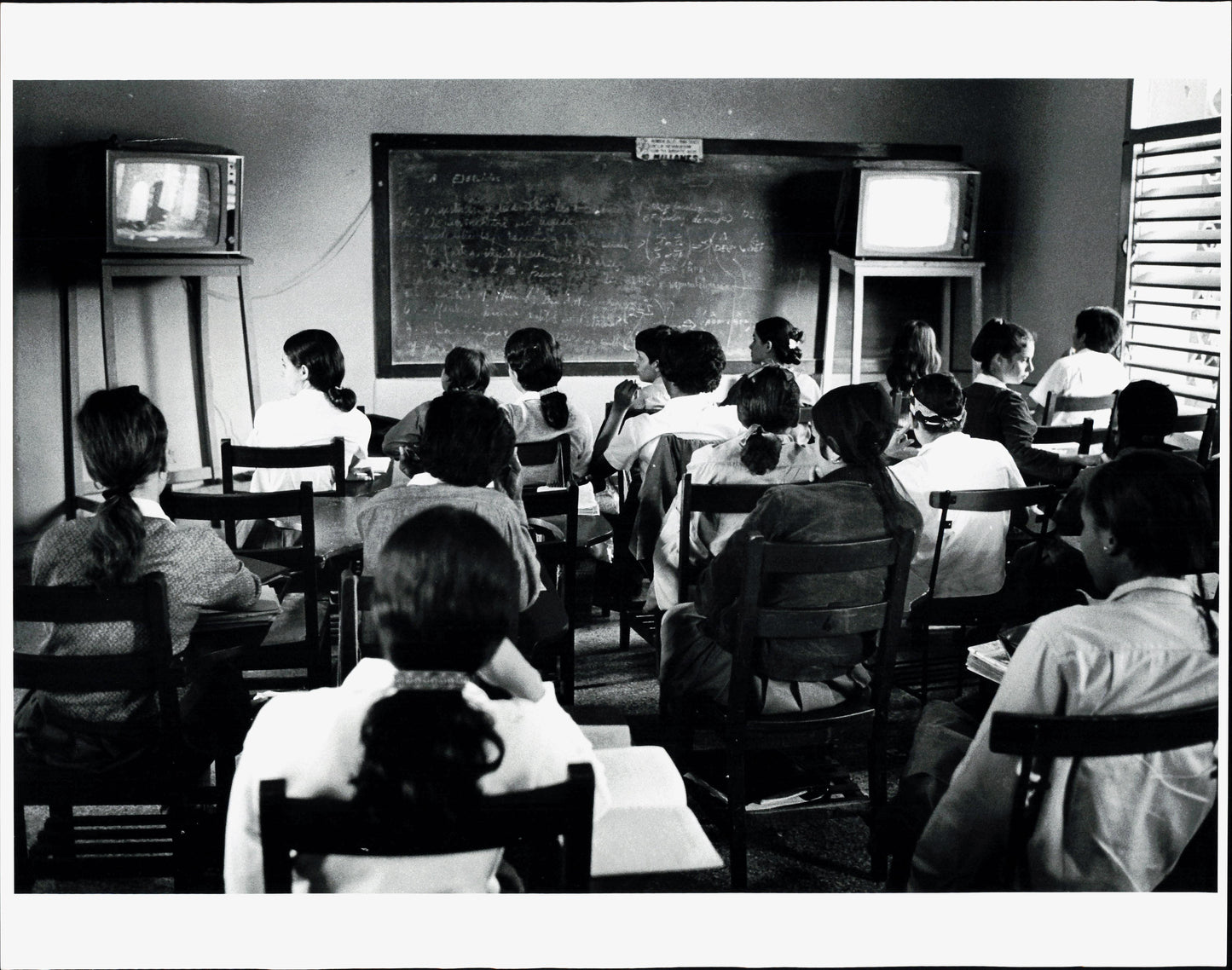 Cuban Daily Life Collection | Ron Laytner (1970) (29 vintage oversize prints)