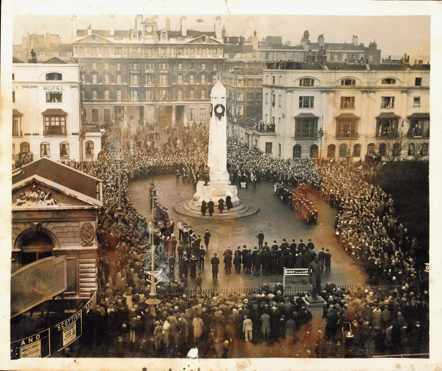 Armistice Day (1930/31) Oversize Collection (18 vintage photographs)