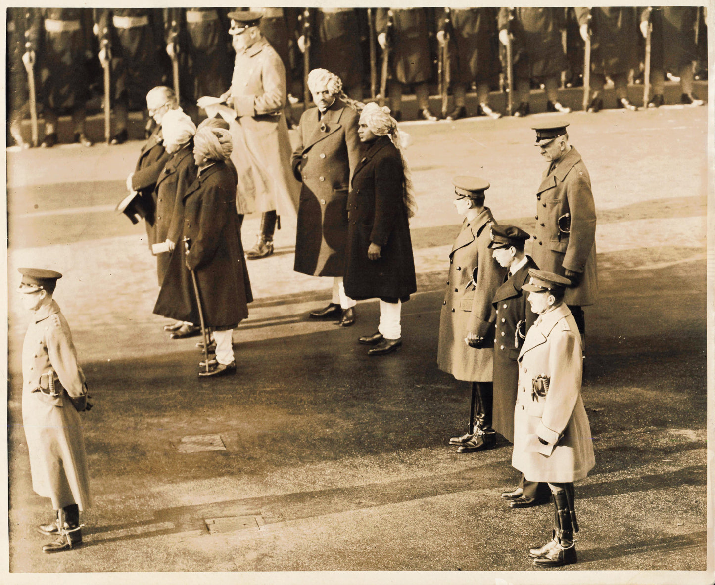 Armistice Day (1930/31) Oversize Collection (18 vintage photographs)