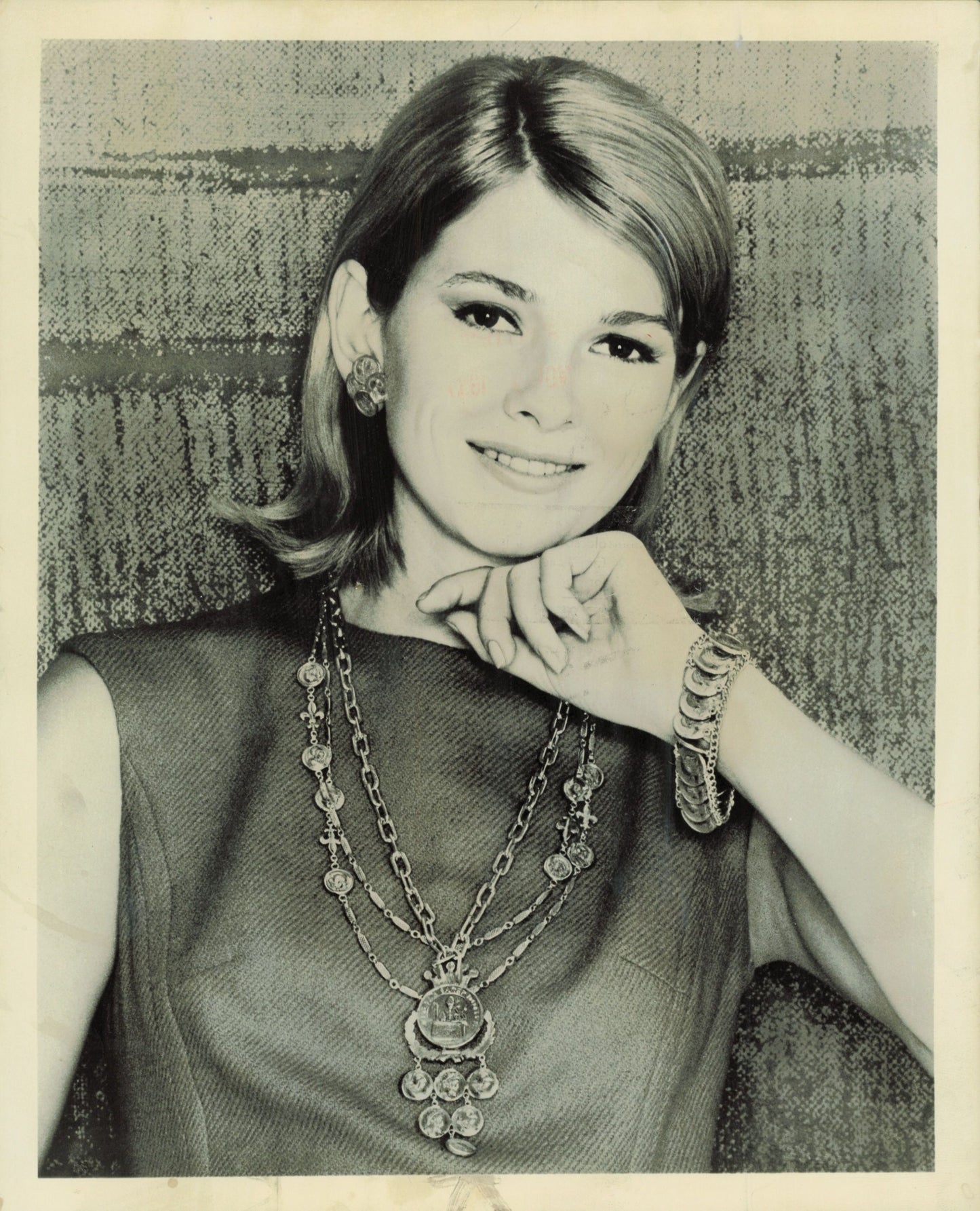 Jewelry Fashion Photos (1959-1992) (8 Vintage Prints) Fashion Jewelry Model