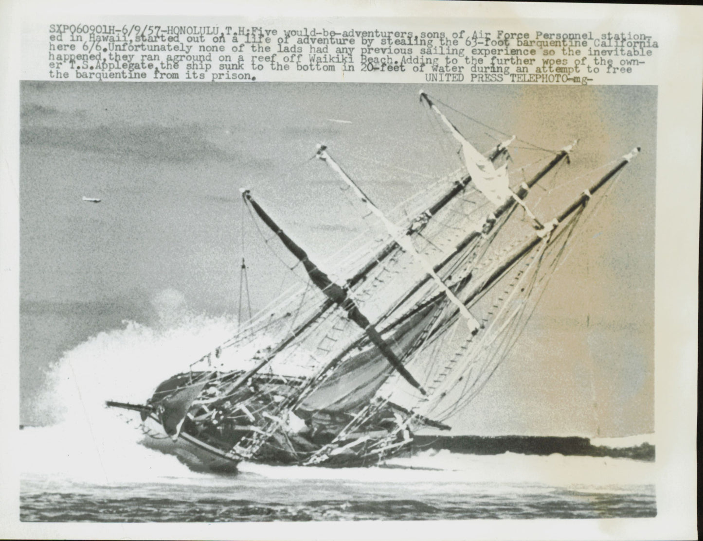Naval Accident and Disaster Collection (mid-20th century) (39 vintage prints) Accidents Navy Sailing