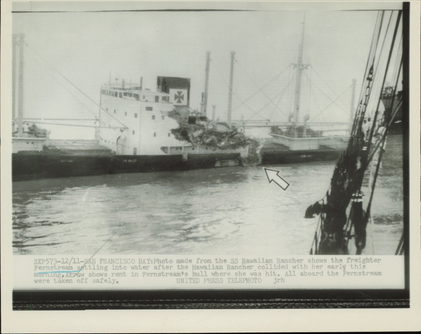 Naval Accident and Disaster Collection (mid-20th century) (39 vintage prints) Accidents Navy Sailing