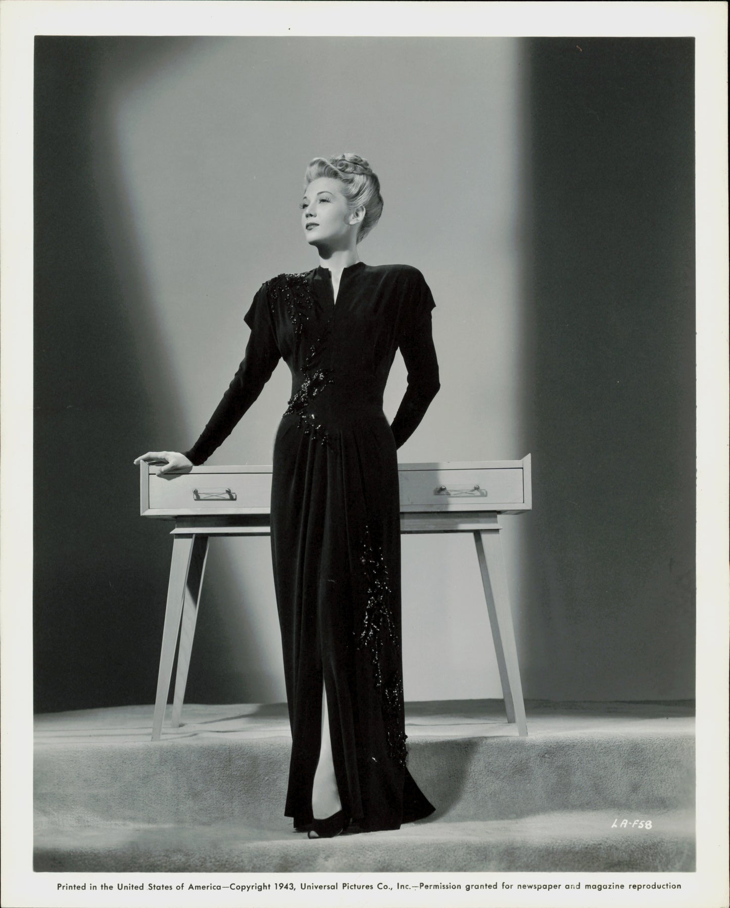 Louise Allbritton by Ray Jones Collection (1958) (3 vintage prints) Hollywood Model