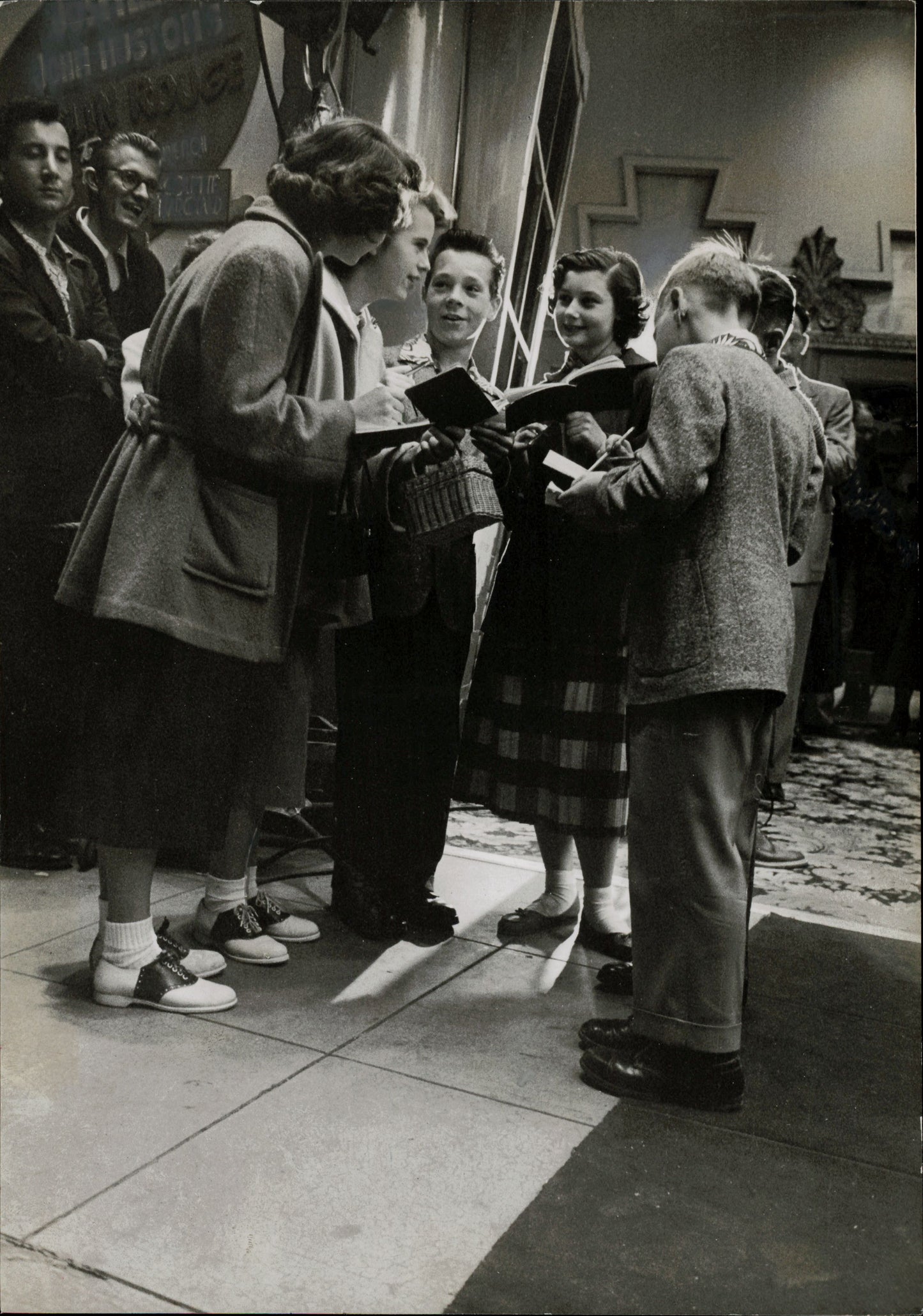 Celebrity Autograph Collection | Bob Vose (1950s) (23 vintage prints)
