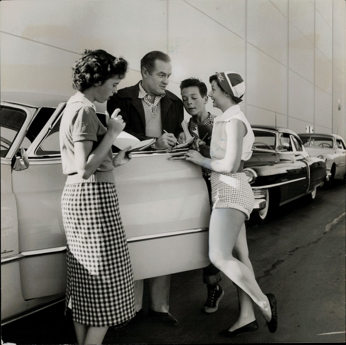 Celebrity Autograph Collection | Bob Vose (1950s) (23 vintage prints)