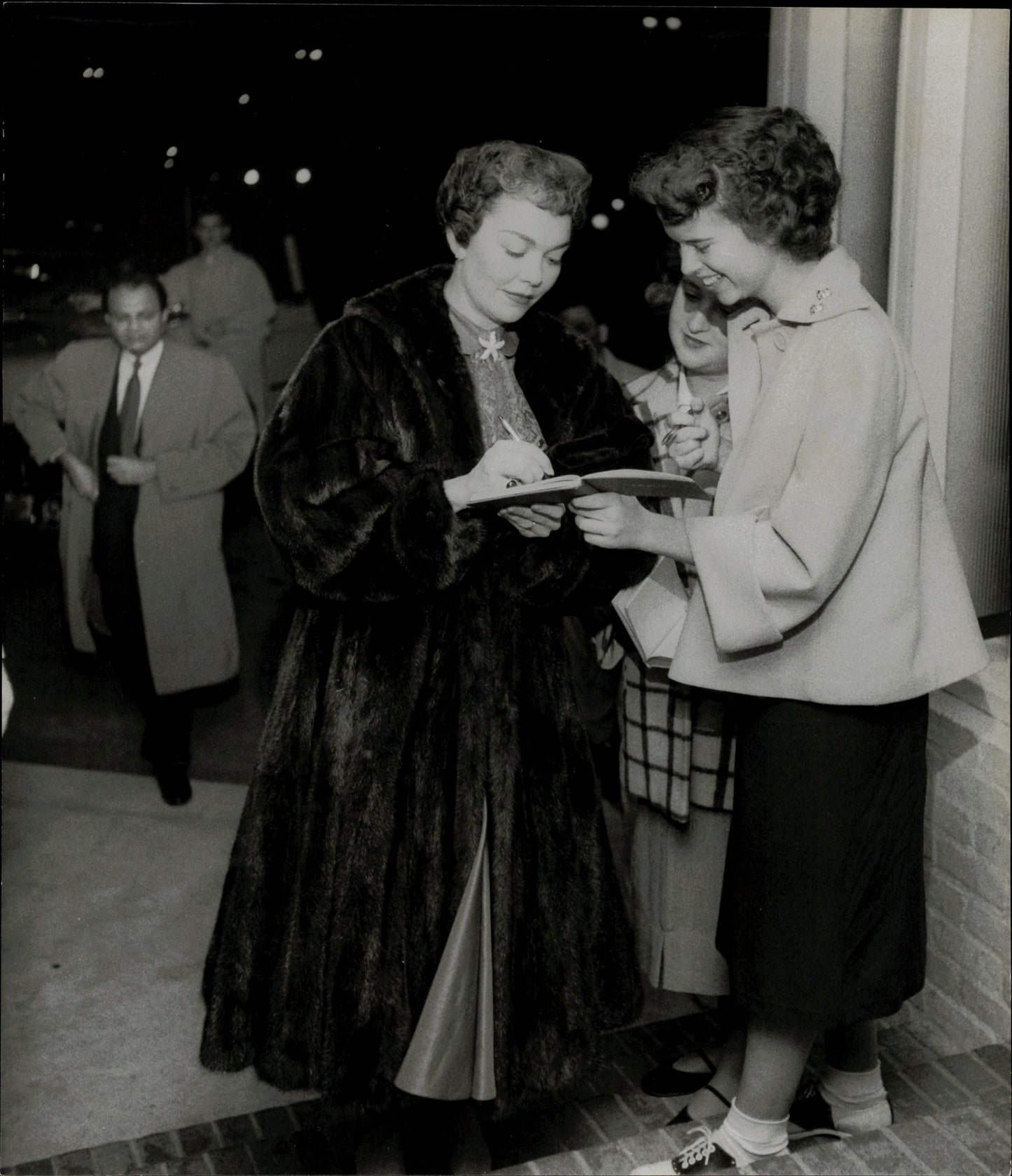 Celebrity Autograph Collection | Bob Vose (1950s) (23 vintage prints)
