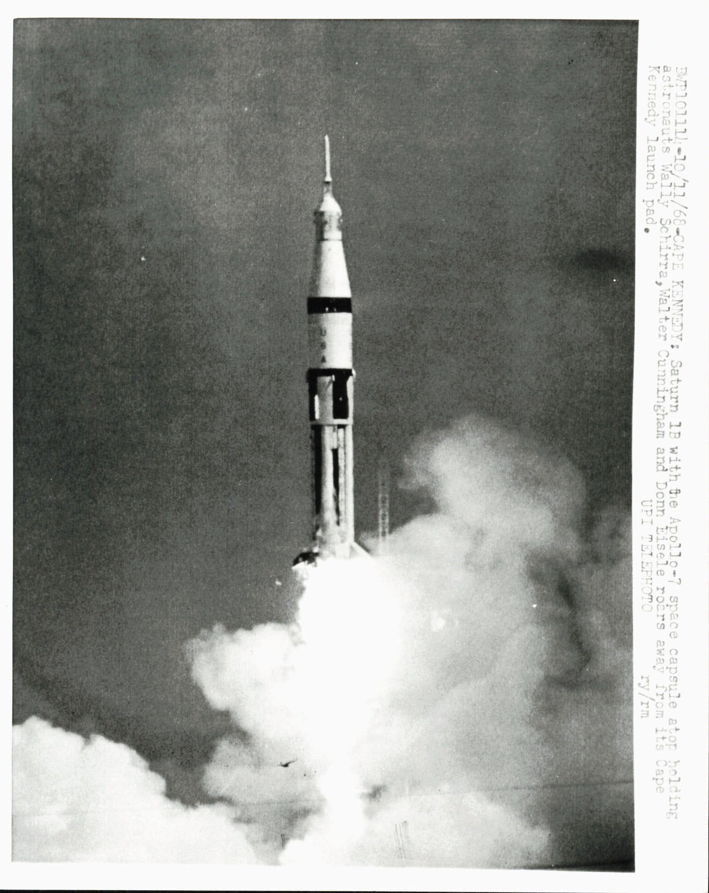 Early Apollo Mission Collection (1961 - 1969) (23 vintage prints)