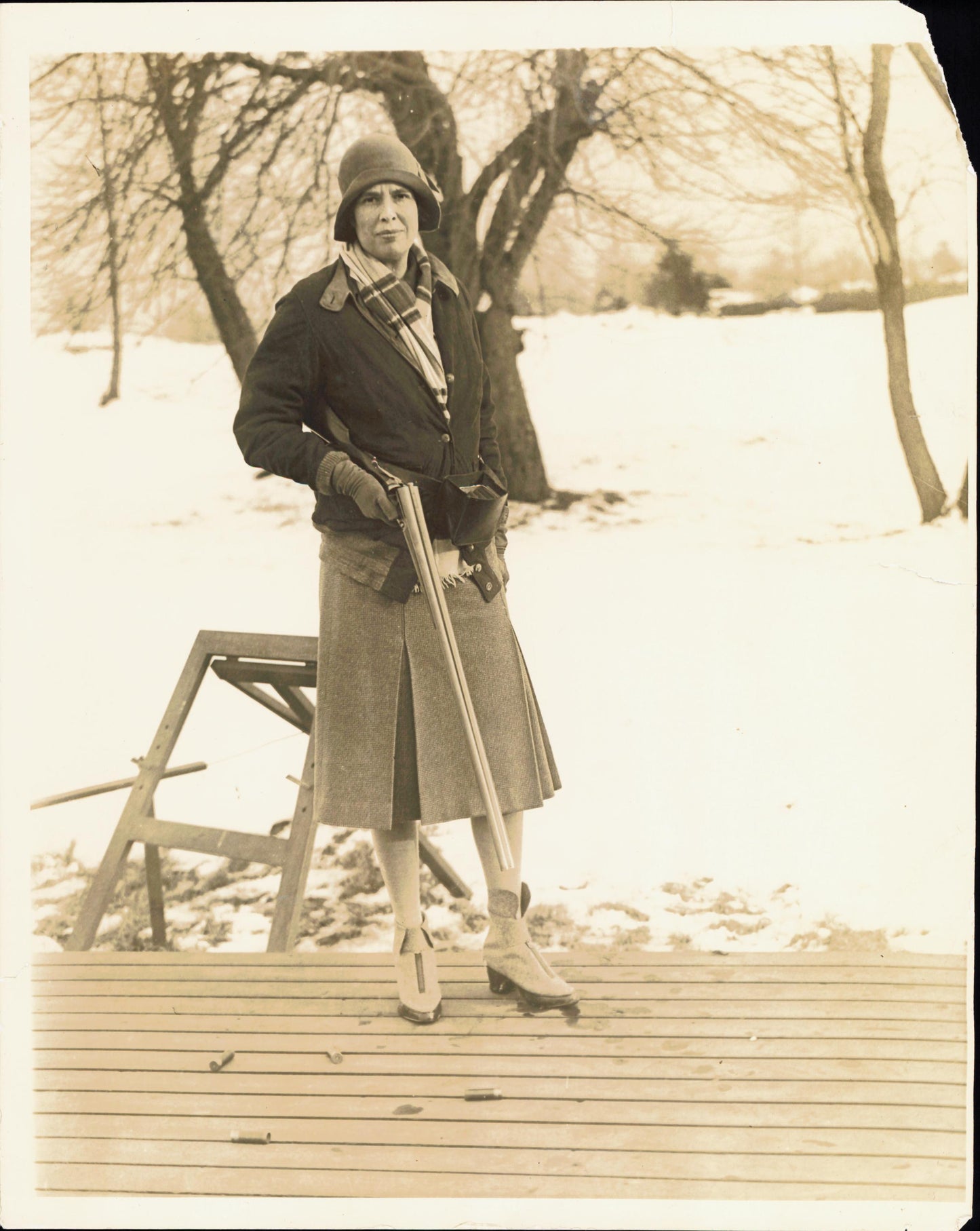 Women Sharpshooters Collection (1930-1959) (6 vintage prints)