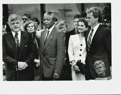 Nelson Mandella Collection (1990) (22 oversize prints)