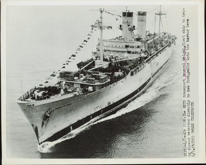 Naval Military Lot (Mid-20th Century) (18 vintage prints) Military Navy