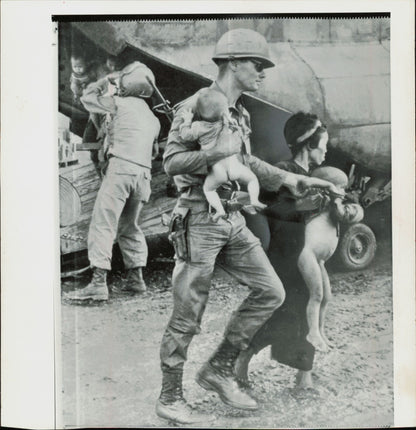 Vietnam Brutality Collection (1960s) (16 vintage prints) Military Vietnam
