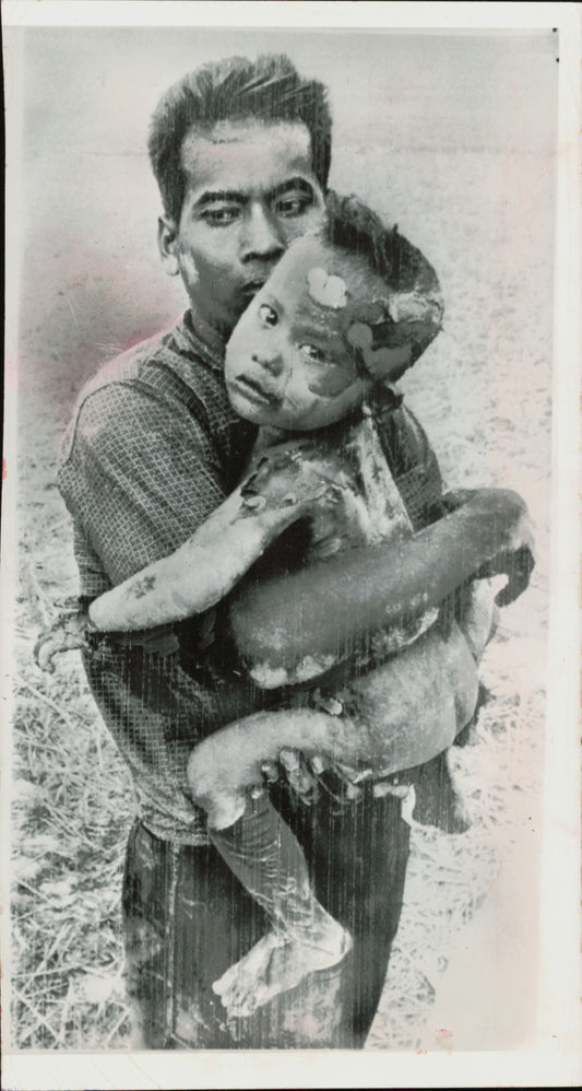 Vietnam Brutality Collection (1960s) (16 vintage prints) Military Vietnam