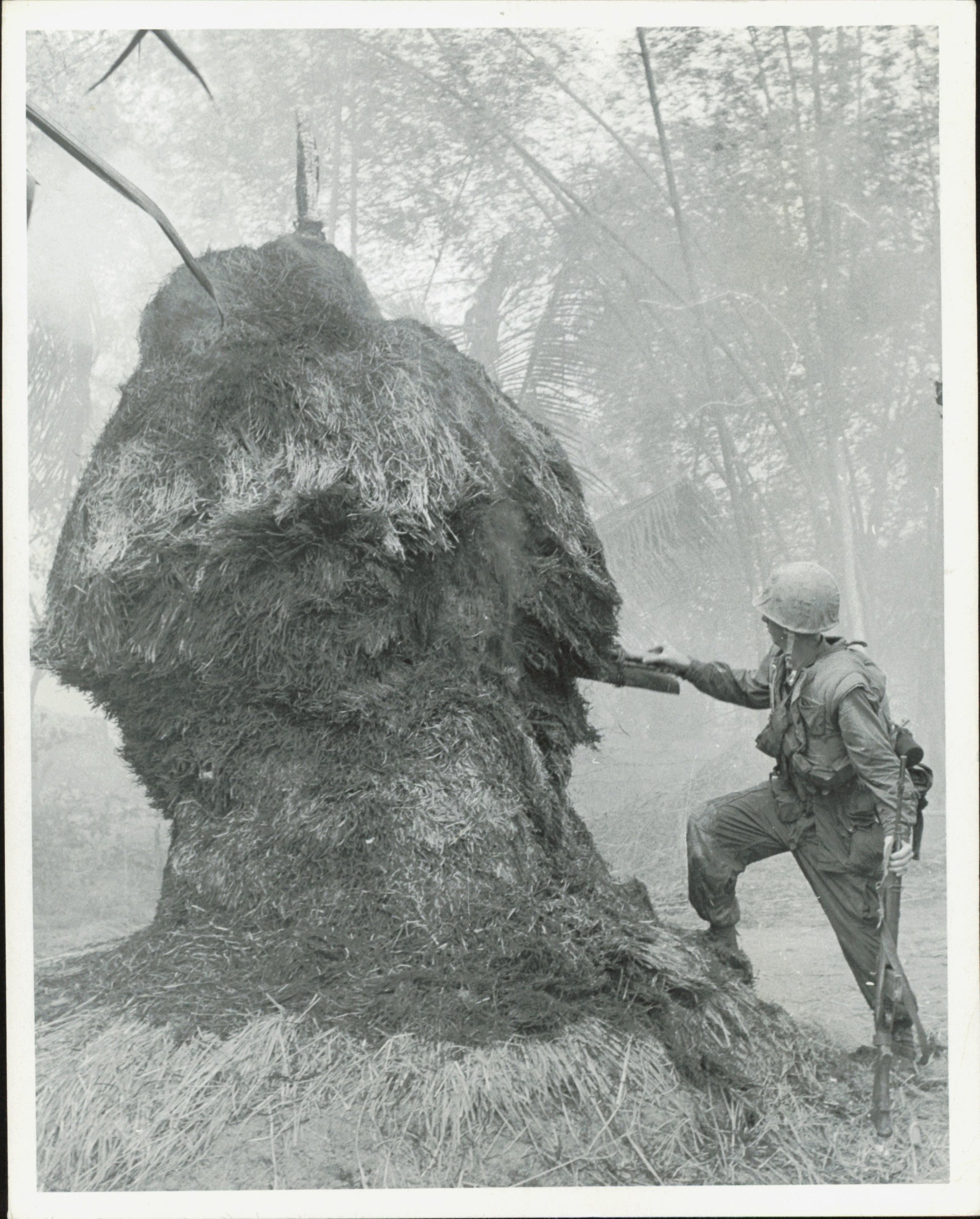 Vietnam War Collection (74 vintage photos) Military Vietnam
