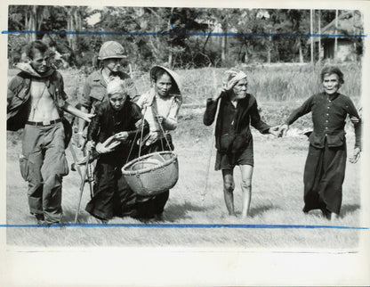 Vietnam War Collection (74 vintage photos) Military Vietnam