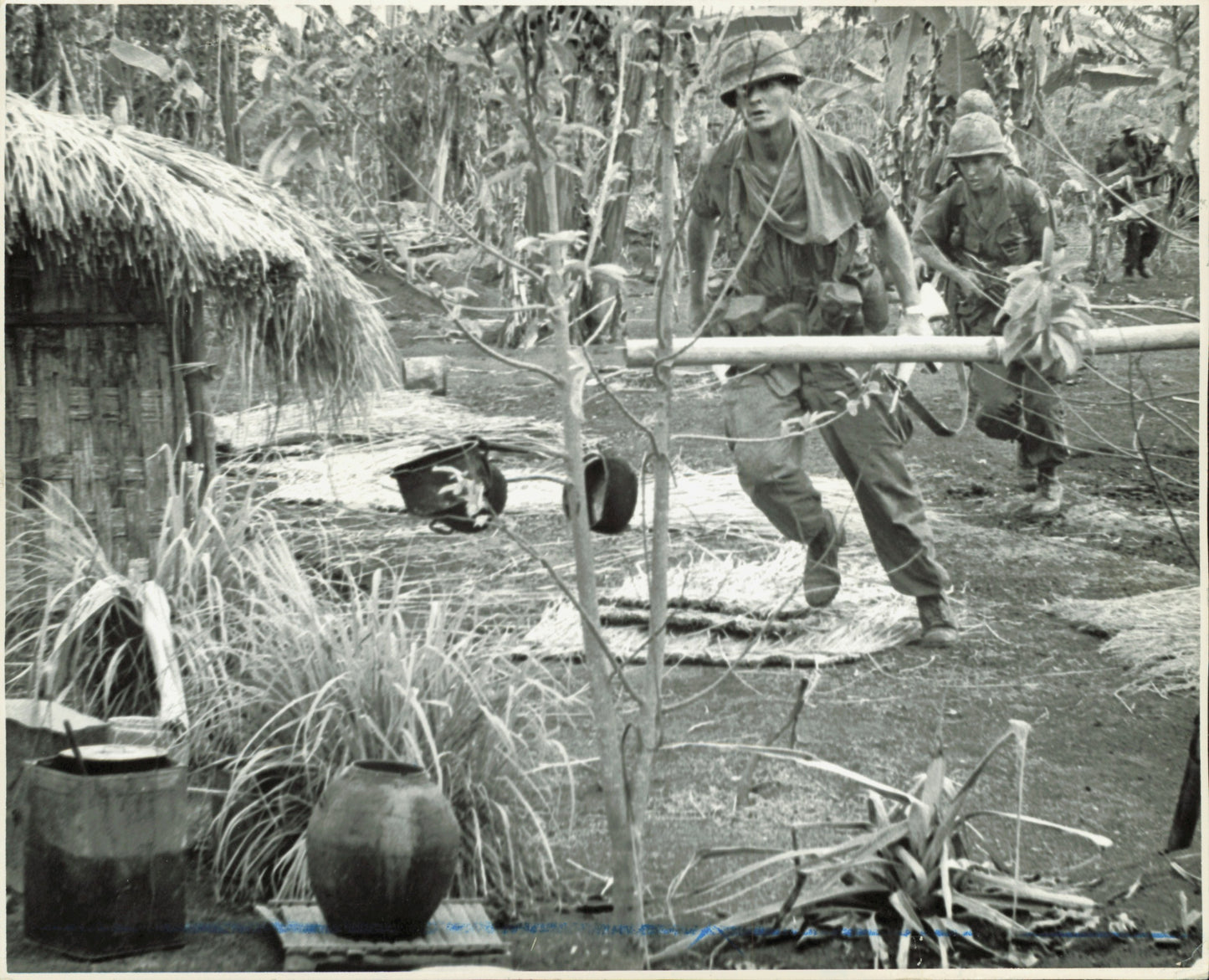 Vietnam War Collection (74 vintage photos) Military Vietnam