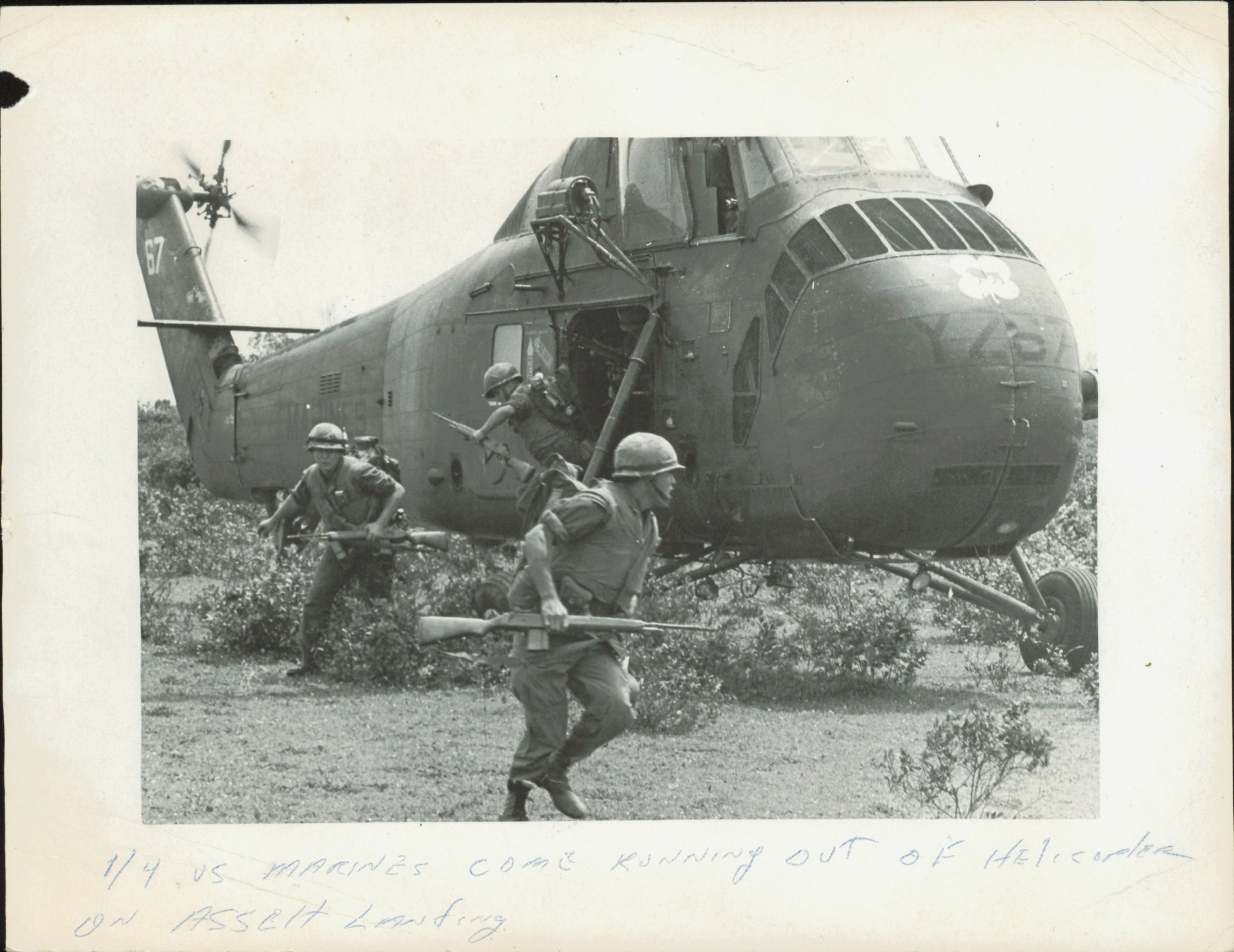 Vietnam War Collection (74 vintage photos) Military Vietnam