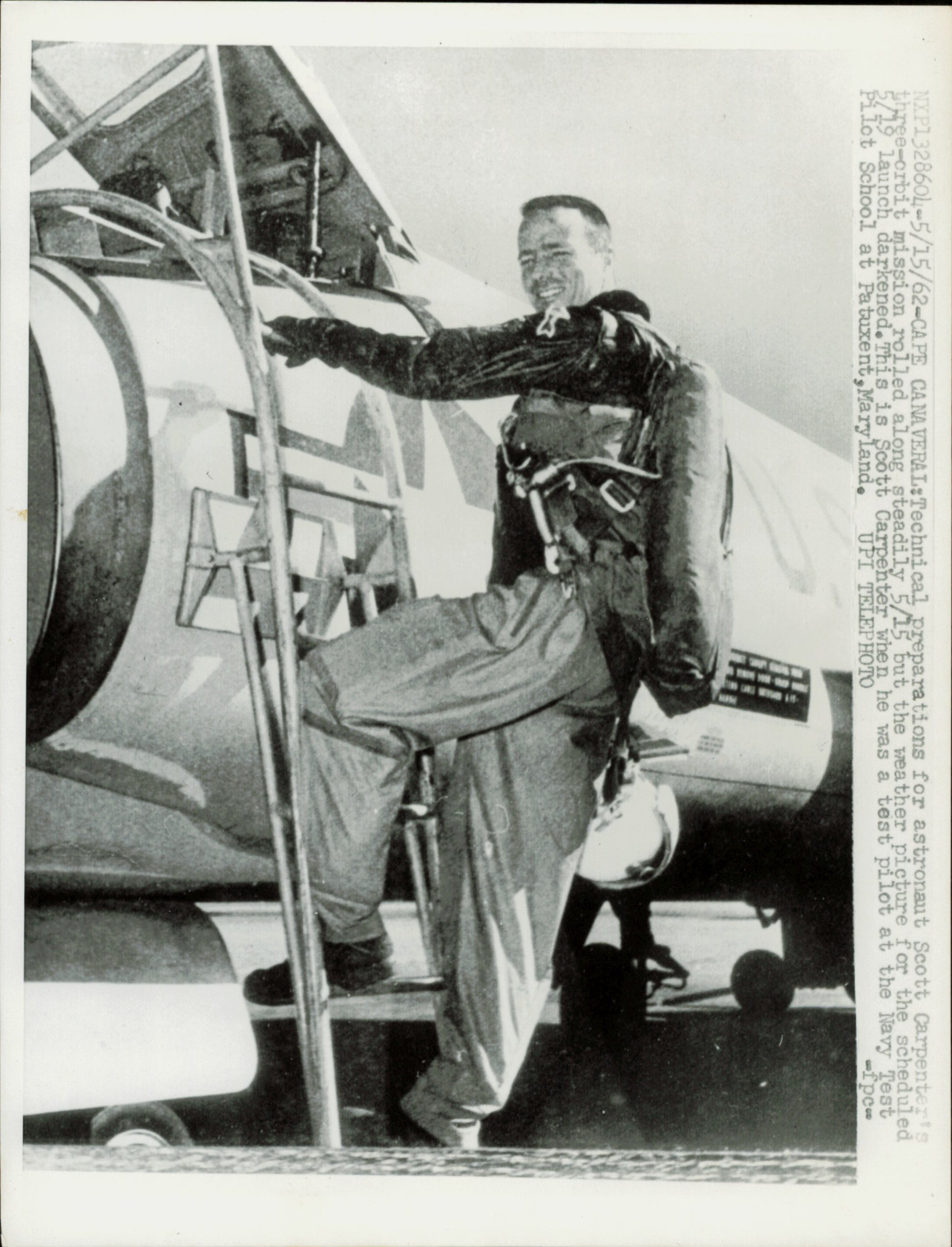 Scott Carpenter Collection (26 vintage prints) NASA Science Space